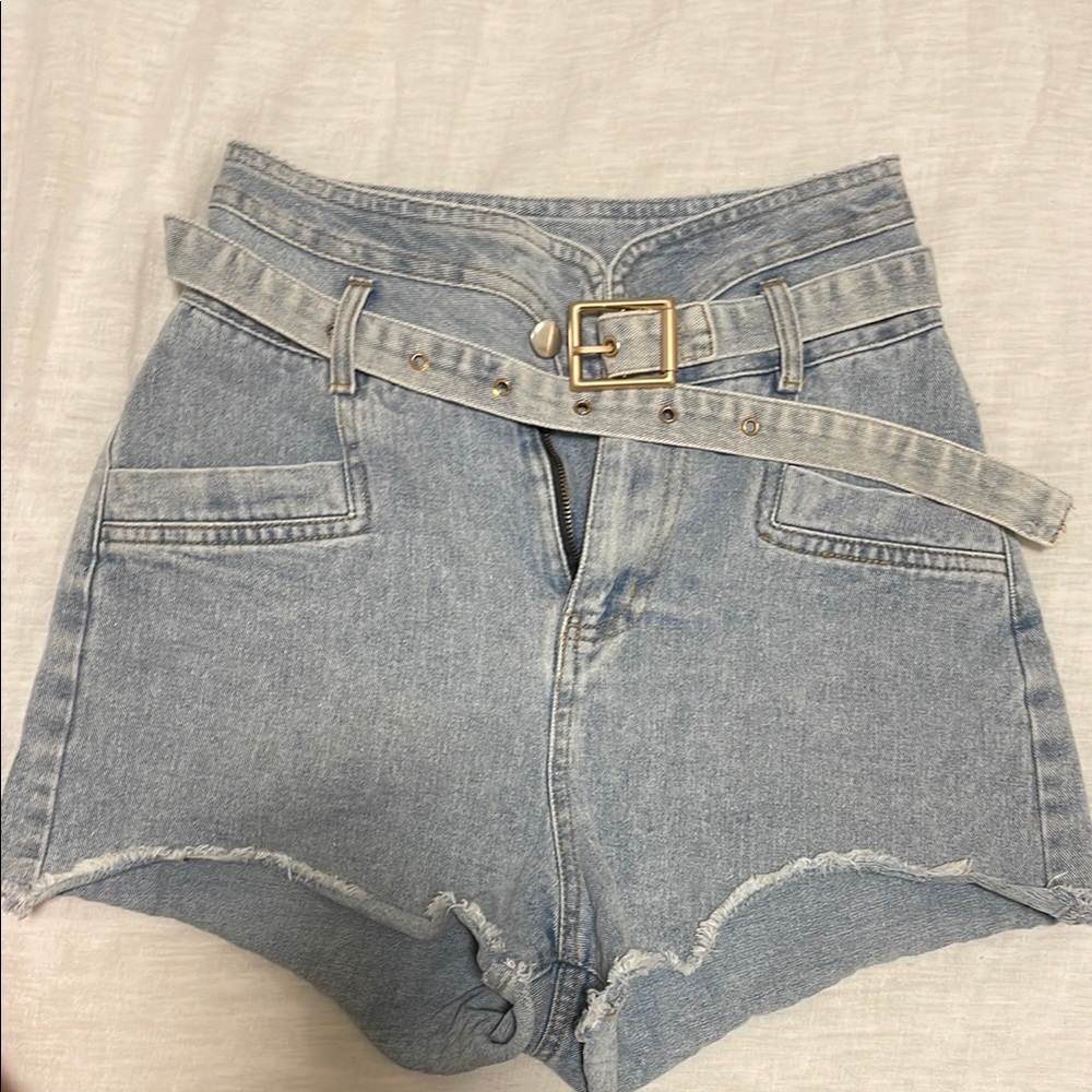 Vestique Blue High Waist Denim Shorts with Double Belt